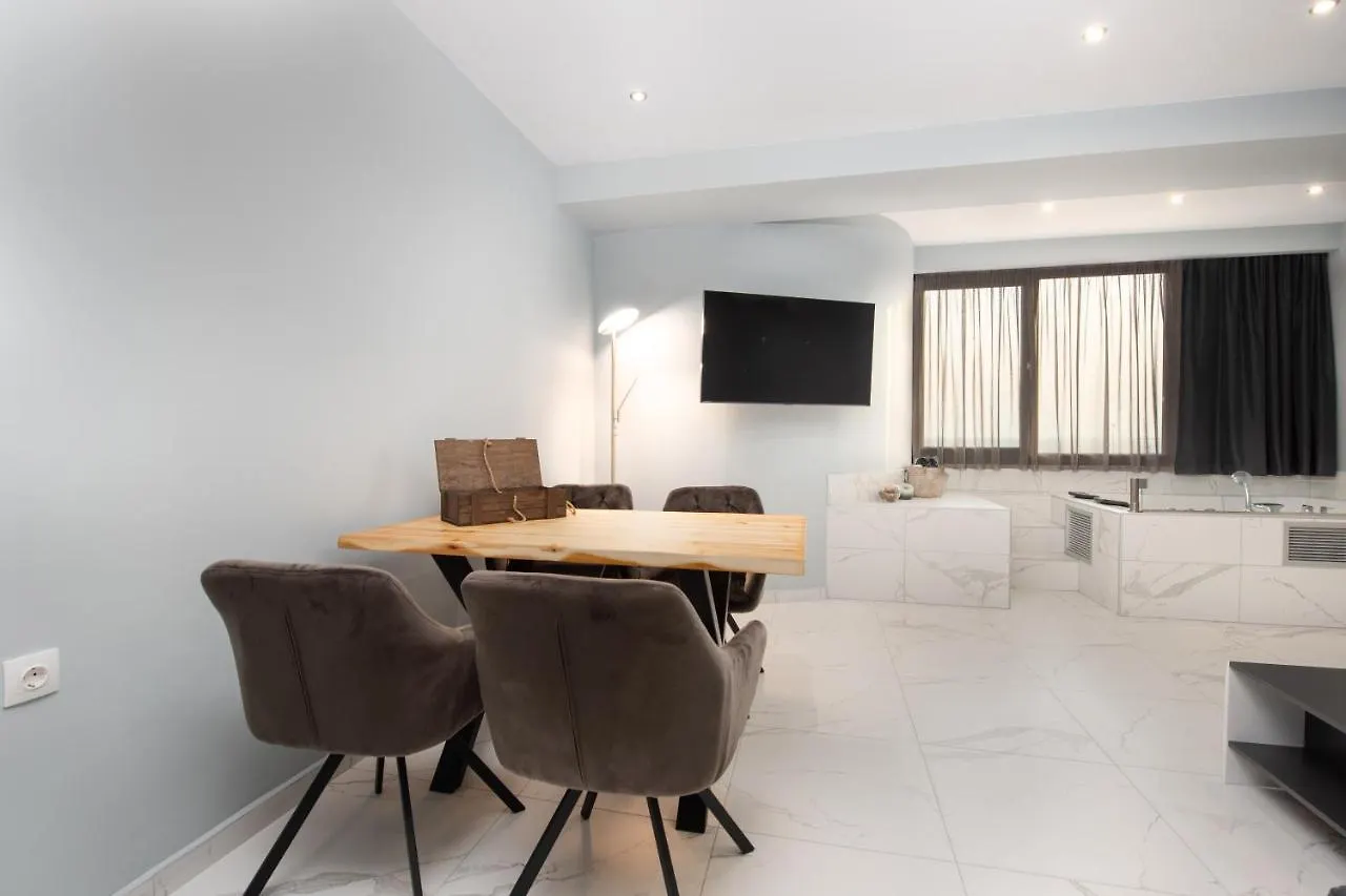 Sea & City Luxury Suite Thessaloniki 0*,