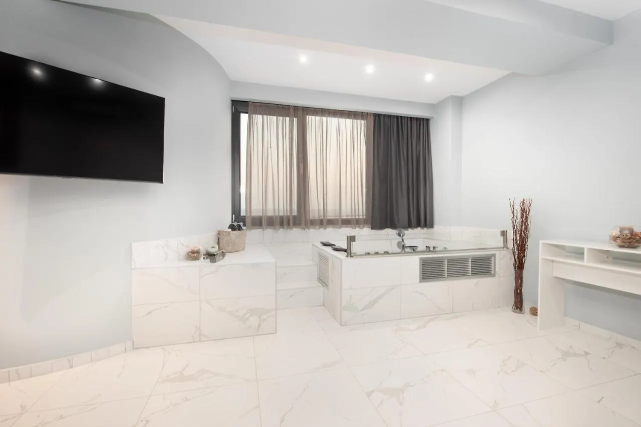 Sea & City Luxury Suite Thessaloniki