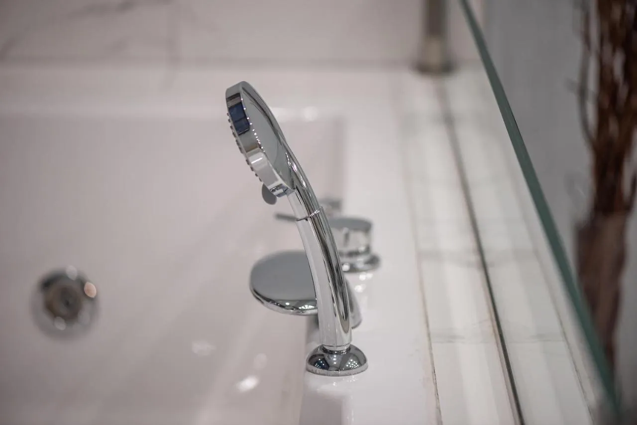 Sea & City Luxury Suite Thessaloniki Apartment